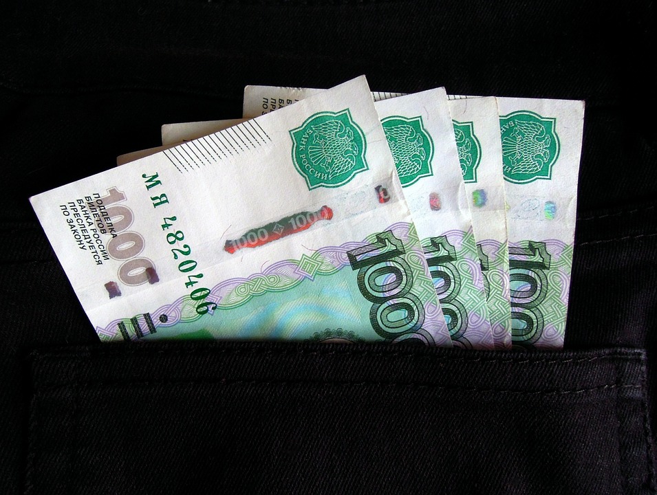 bankovky v kapse